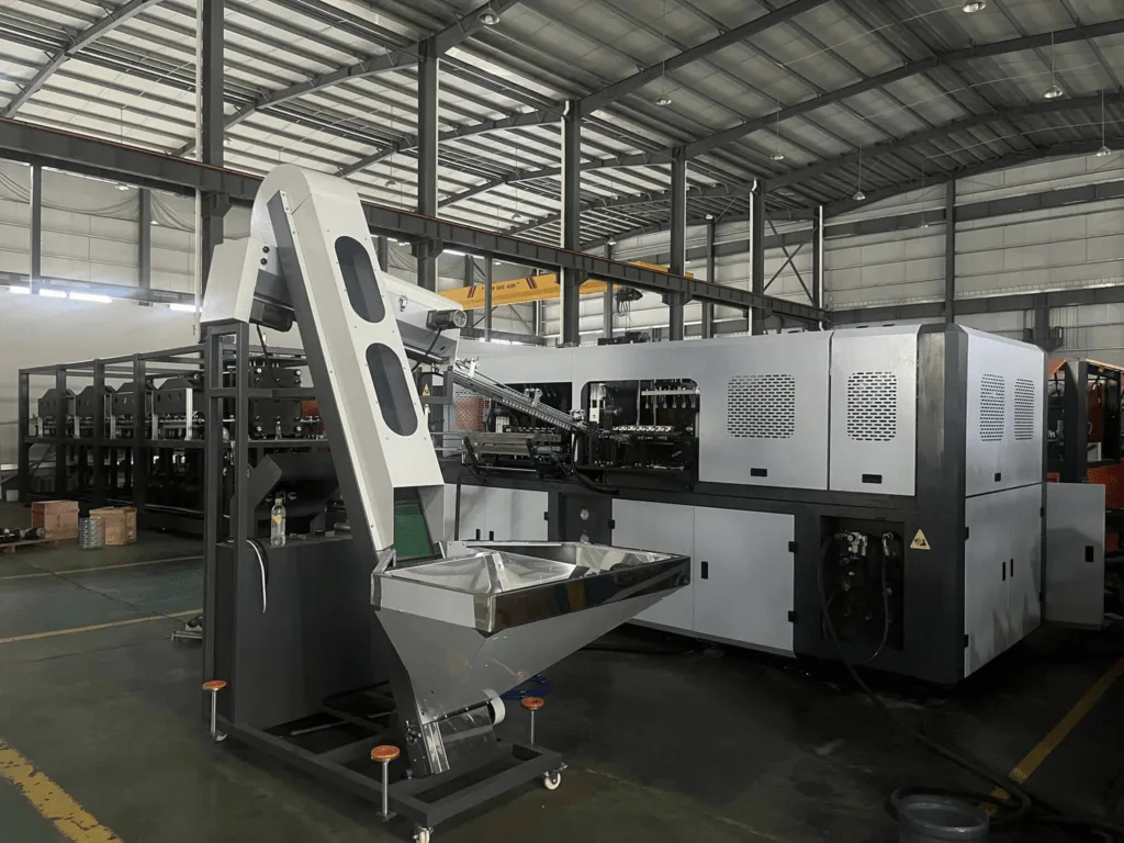 Full Automatic PET Bottle Blowing Machine