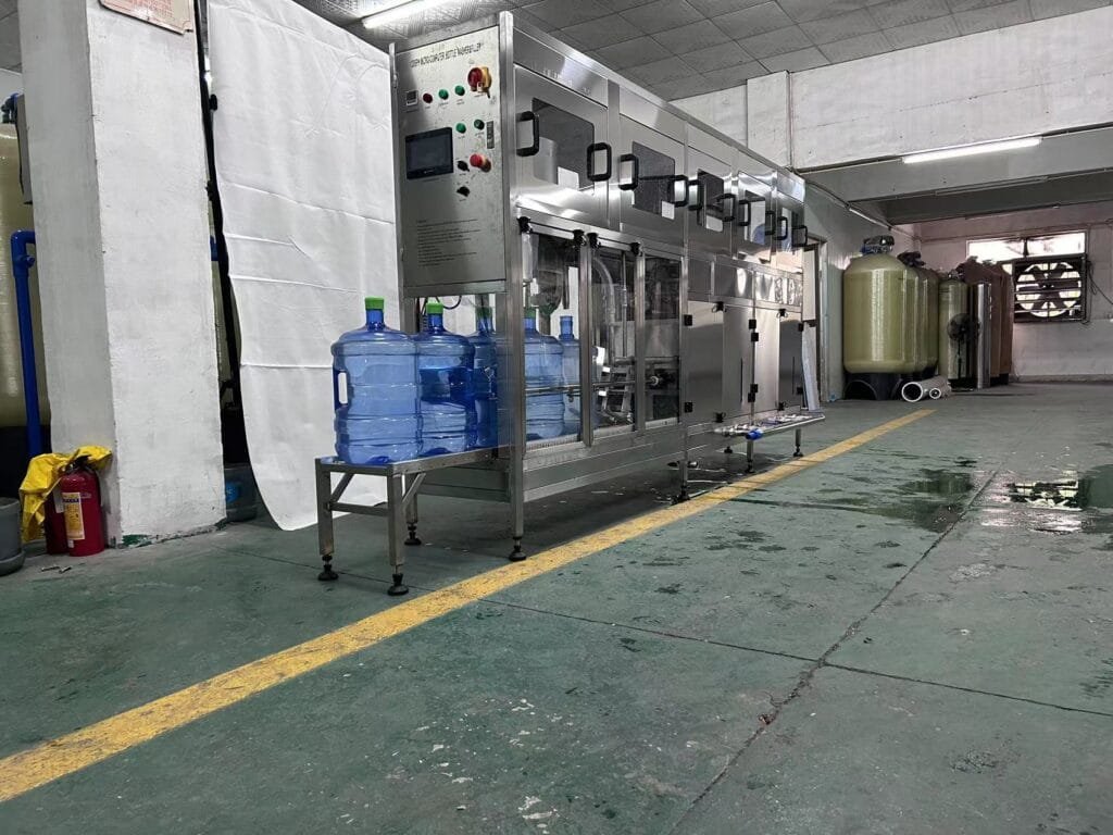 5 gallon bottle rinsing filling capping machine