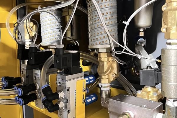 bottle blowing machine